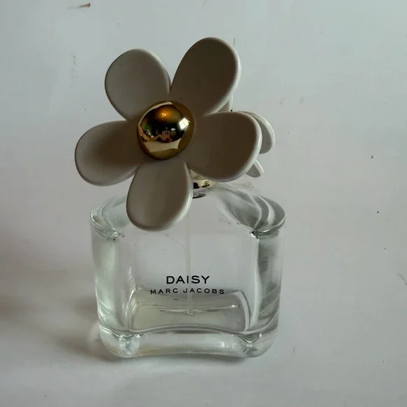 Empty Perfume Bottles - Picture 3 of 7